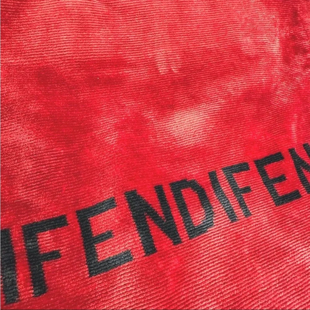 FENDI Logo Corduroy Velvet Velour Logo Red & Black Tote Bag - Picture 2 of 11